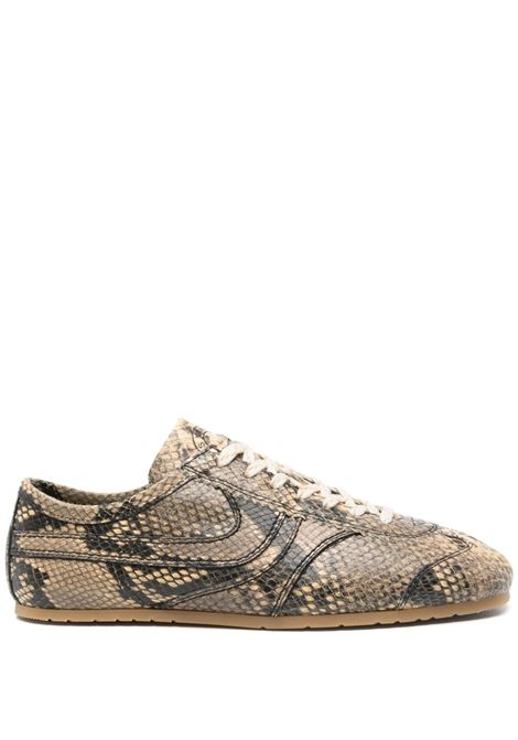 Sneakers in pelle effetto serpente in marrone Dries van noten - uomo